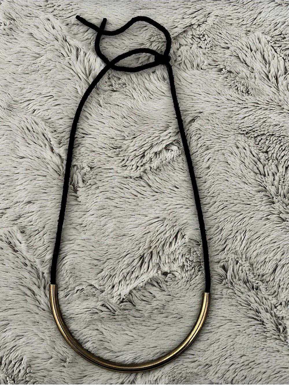 Black & Gold Pendant Necklace Like New
